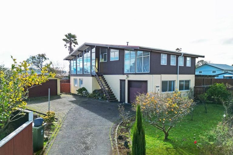Photo of property in 26 Ewbank Place, Manurewa, Auckland, 2102