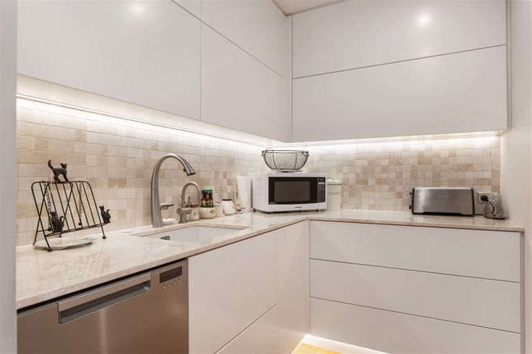 Photo of property in 2 June Gardens, Northwood, Christchurch, 8051