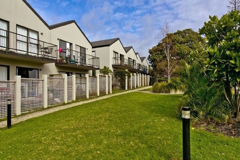 Photo of property in Norfolk Pines, 17/437b Albany Highway, Albany, Auckland, 0632