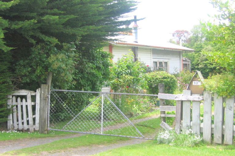 Photo of property in 106 Goldfinch Street, Ohakune, 4625