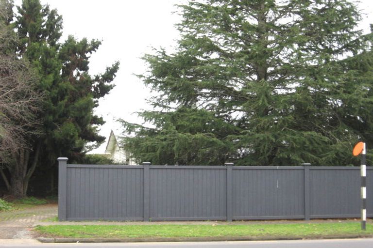 Photo of property in 65 Beach Road, Pahurehure, Papakura, 2113