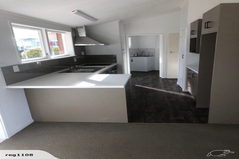 Photo of property in 212 Sandwich Road, St Andrews, Hamilton, 3200