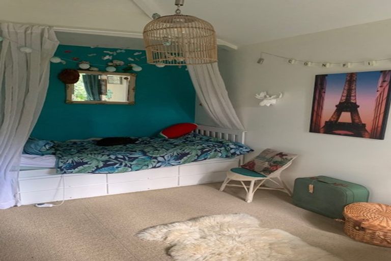 Photo of property in 107 Hadfield Street, Beach Haven, Auckland, 0626