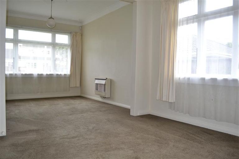 Photo of property in 321 College Street, West End, Palmerston North, 4410