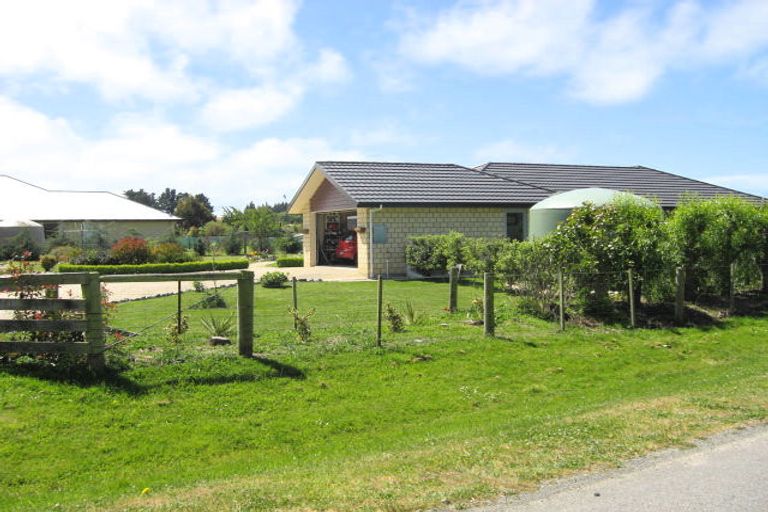 Photo of property in 1 Mclean Drive, Leithfield, Amberley, 7481