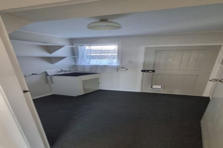 Photo of property in 18 Camp Street, Silverstream, Upper Hutt, 5019