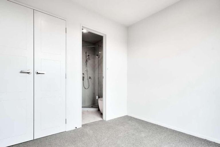 Photo of property in 4/800 Chapel Road, Northpark, Auckland, 2016