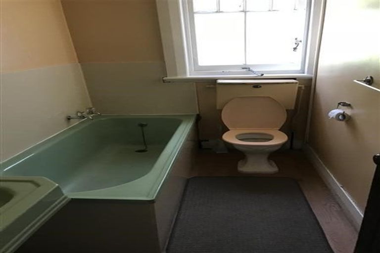 Photo of property in 1/63 Queen Street, North Dunedin, Dunedin, 9016