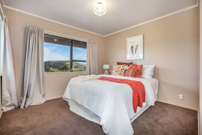 Photo of property in 22 Sailmaker Close, Whitby, Porirua, 5024