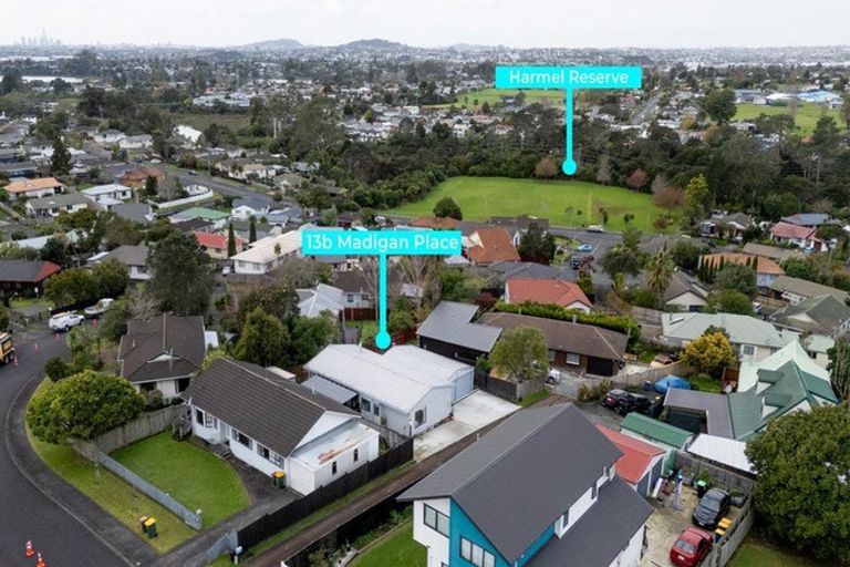 Photo of property in 1/13 Madigan Place, Glendene, Auckland, 0602