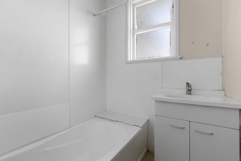 Photo of property in 1200 Beatty Place, Mayfair, Hastings, 4122