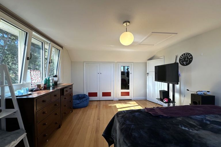 Photo of property in 2/43 Tahunanui Drive, Tahunanui, Nelson, 7011