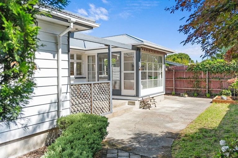 Photo of property in 14 Willis Place, Spreydon, Christchurch, 8024
