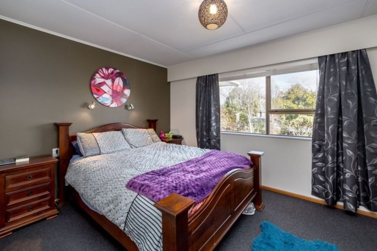 Photo of property in 32 Victoria Street, Carterton, 5713