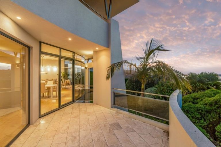 Photo of property in 142 Scarborough Road, Scarborough, Christchurch, 8081