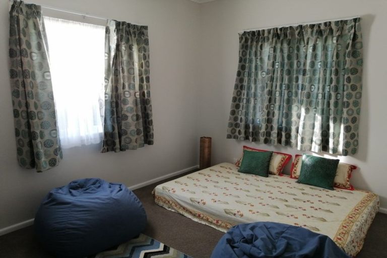 Photo of property in 1/52 Birdwood Avenue, Papatoetoe, Auckland, 2025