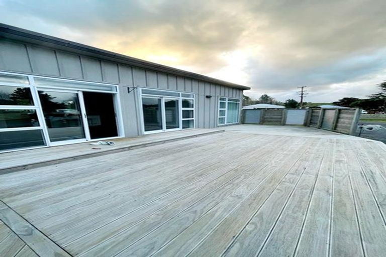 Photo of property in 25 Stanly Street, Eketahuna, 4900