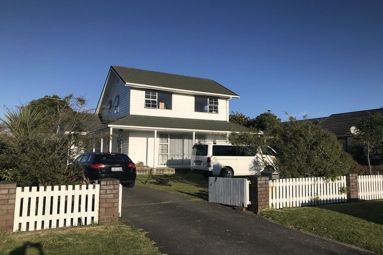 Photo of property in 18 Te Kupe Road, Paraparaumu Beach, Paraparaumu, 5032