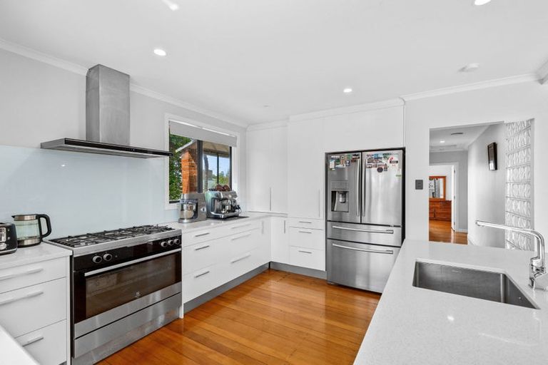 Photo of property in 9 Burnham Road, Waitakere, Auckland, 0816