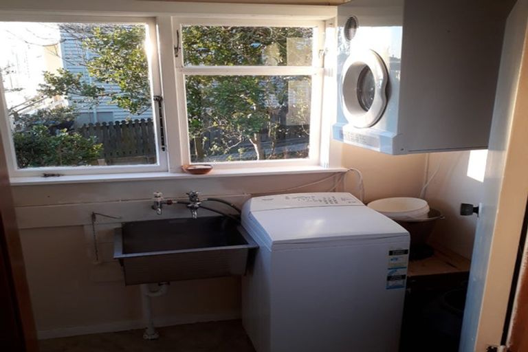 Photo of property in 74-76 Hereford Street, Cannons Creek, Porirua, 5024