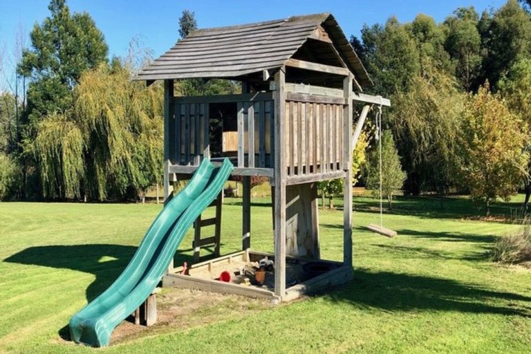 Photo of property in 238 Catherwoods Road, Cust, Rangiora, 7471