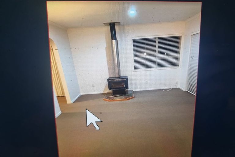 Photo of property in 25 Robin Lane, Browns Bay, Auckland, 0630