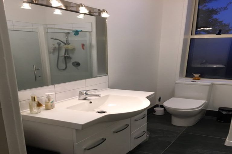 Photo of property in 152 Cargill Street, Dunedin Central, Dunedin, 9016