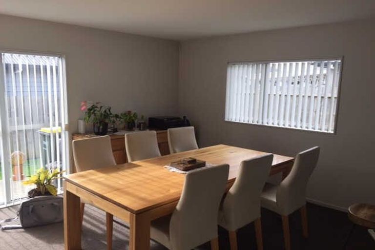 Photo of property in 96 Popokatea Drive, Takanini, 2112