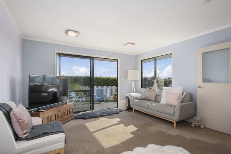 Photo of property in 40 Waterside Drive, Pyes Pa, Tauranga, 3112