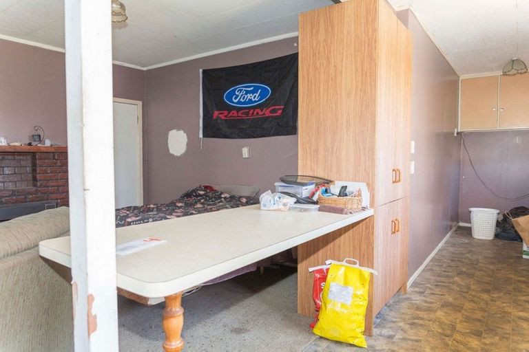 Photo of property in 24 Thyra Street, Dannevirke, 4930