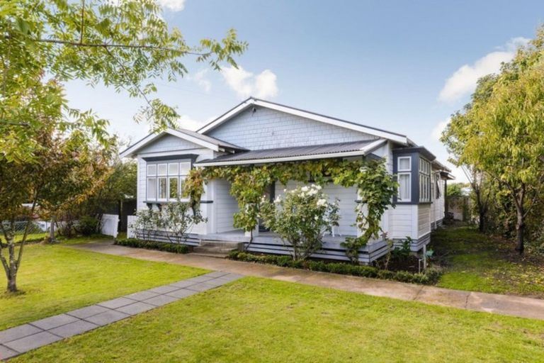 Photo of property in 70 Hutcheson Street, Mayfield, Blenheim, 7201
