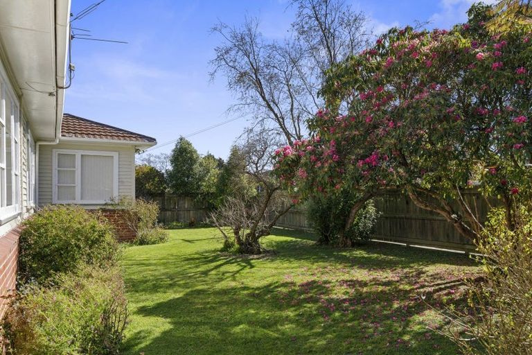 Photo of property in 194 Naenae Road, Naenae, Lower Hutt, 5011