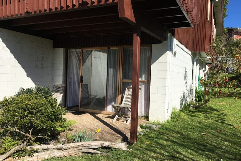 Photo of property in 64 Mayfair Crescent, Mairangi Bay, Auckland, 0630