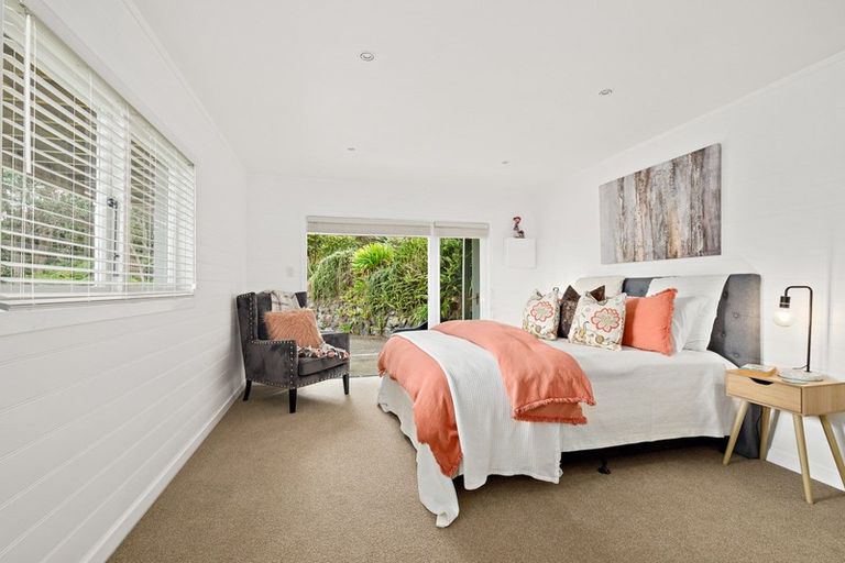 Photo of property in 29 Kendale Drive, Leigh, 0985