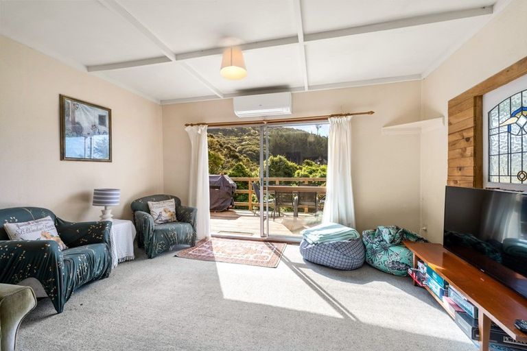 Photo of property in 6 Albert Road, Osborne, Port Chalmers, 9081