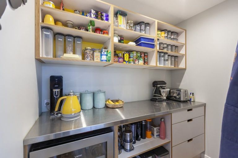 Photo of property in 20 Te Heke Place, Waikanae, 5036