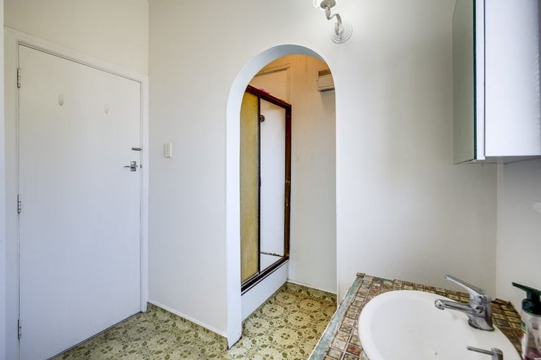 Photo of property in 79 Barker Road, Marewa, Napier, 4110