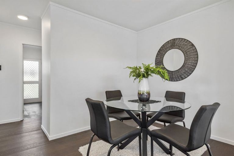 Photo of property in 1/16 Rangitoto Terrace, Milford, Auckland, 0620