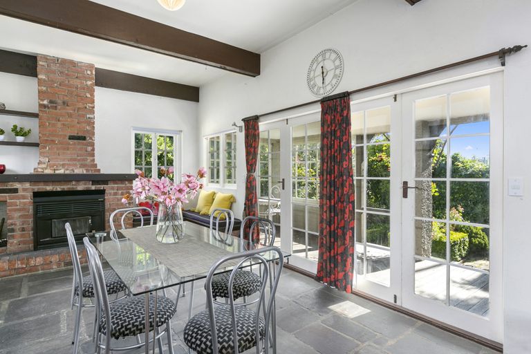 Photo of property in 238 High Street, Dunedin Central, Dunedin, 9016