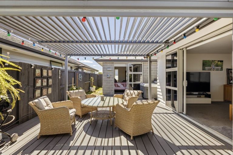 Photo of property in 11 Te Ataiti Lane, Pyes Pa, Tauranga, 3112