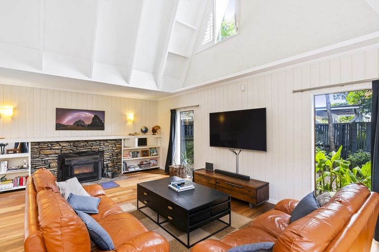 Photo of property in 79 Belvedere Avenue, Waikanae, 5036