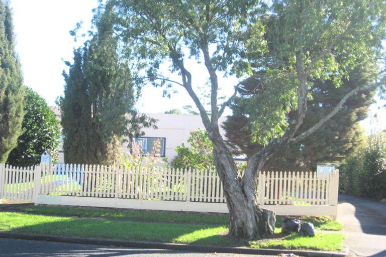 Photo of property in 1/31 Halsey Road, Manurewa, Auckland, 2102