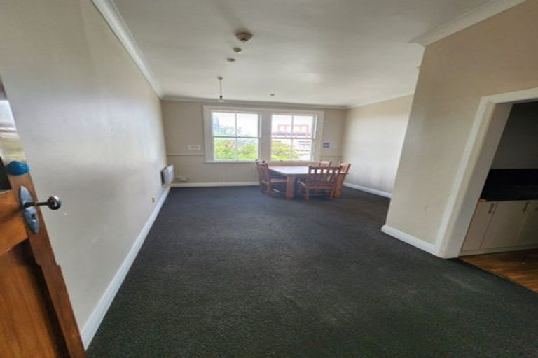 Photo of property in 48 Aurora Terrace, Kelburn, Wellington, 6012