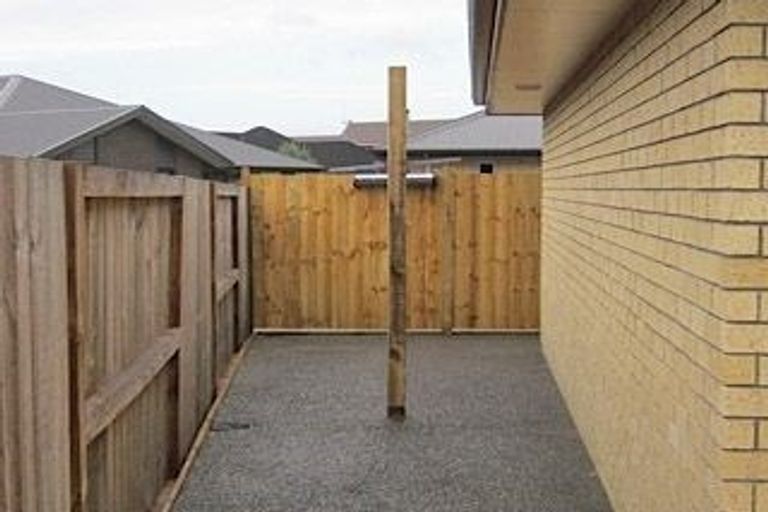 Photo of property in 21 Aquila Crescent, Rototuna North, Hamilton, 3210