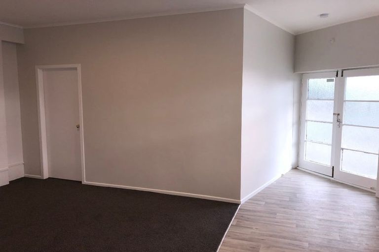 Photo of property in 26 Whitley Avenue, Ebdentown, Upper Hutt, 5018