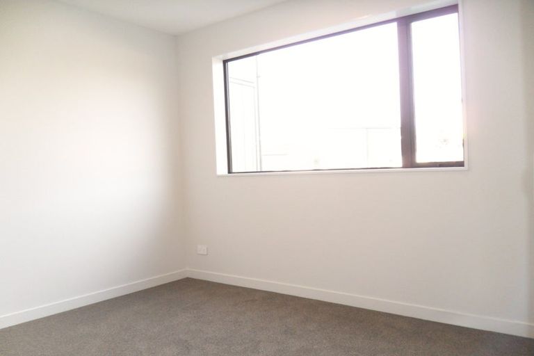 Photo of property in 170 Fraser Avenue, Johnsonville, Wellington, 6037