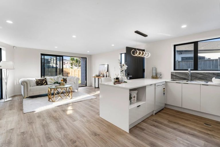 Photo of property in 30c Tawa Crescent, Manurewa, Auckland, 2102