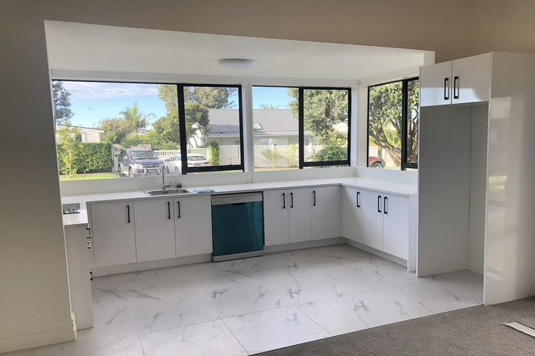 Photo of property in 59 Aroha Avenue, Sandringham, Auckland, 1025