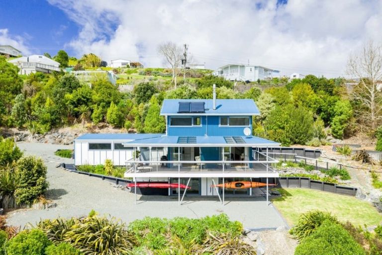 Photo of property in 1122 Whakapirau Road, Whakapirau, Maungaturoto, 0583