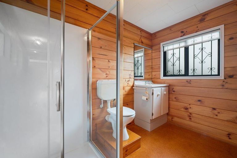 Photo of property in 1/11 Elliott Avenue, Bayview, Auckland, 0629